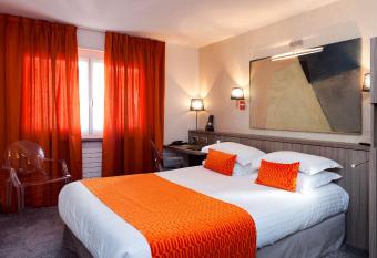 Best Western Plus Monopole M  tropole allows 18 year olds to book a room