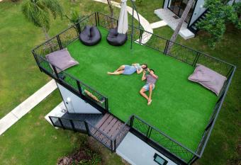 Coconut Wells Phuket allows 18 year olds to book a room