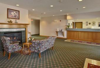 Rodeway Inn Urbana Champaign University Area allows 18 year olds to book a room