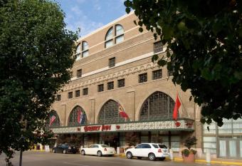 Pear Tree Inn St. Louis Convention Center allows 18 year olds to book a room