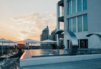 J44 Lifestyle Hotel has Balcony rooms