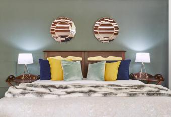 Forest Lane has Balcony rooms