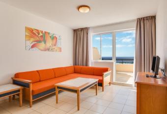 Palm Garden with sea views to the pools and beach has Balcony rooms