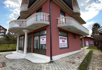 Aleks Sobe has Balcony rooms