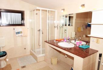 Apartmani Kristanic has Balcony rooms