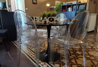 Via Verdi 5, Gli Affreschi allows 18 year olds to book a room