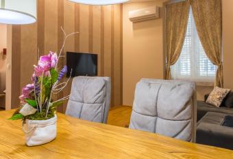 Fiumanka lux allows 18 year olds to book a room