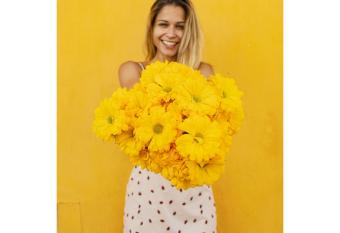 CASA AMARELA allows 18 year olds to book a room