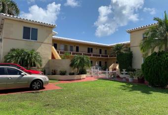 The Palms allows 18 year olds to book a room