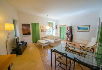 Apartamento acogedor en el Empord  -Costa Brava has Balcony rooms