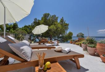 Apartments Ratac has Balcony rooms