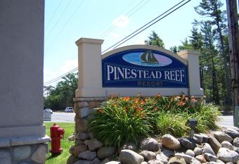 Pinestead Reef Resort has Balcony rooms