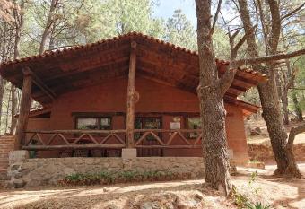 Caba  as Tapalpa Sierra del Tecuan, Caba  a Lince allows 18 year olds to book a room