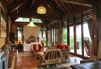 Sang Tirta Resort has Balcony rooms