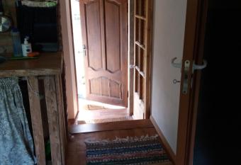 Aug  istaba Be  i allows 18 year olds to book a room