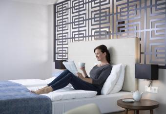 Nuhr Hotel has Balcony rooms