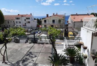 Apartments Kule has Balcony rooms