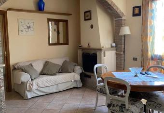 Casa di Paola allows 18 year olds to book a room