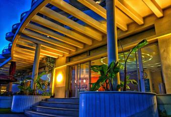 Aegean Blue Economy allows 18 year olds to book a room