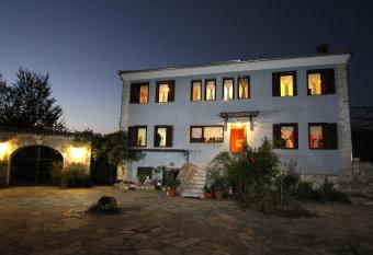 Kokkymelon has Balcony rooms