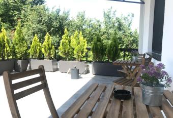 Grocka Apartmani & rooms has Balcony rooms