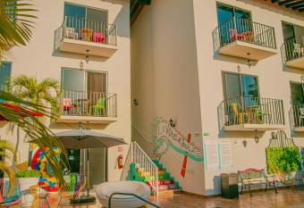 Casa Maria Hotel Boutique & Gallery Adults Only allows 18 year olds to book a room