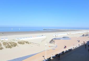 Westhinder apt 301 has Balcony rooms