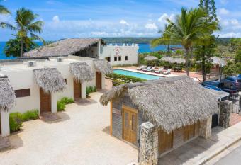 Hotel Bocaino allows 18 year olds to book a room