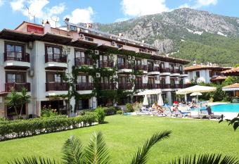 Hamle Hotel has Balcony rooms