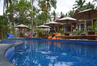 Meket Bungalows has Balcony rooms