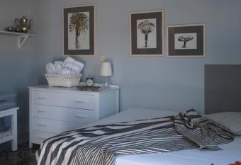 Sto Roloi Island Houses has Balcony rooms