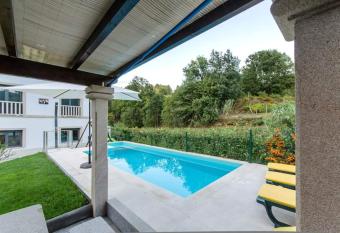 3 bedrooms villa with sea view private pool and enclosed garden at Cividade has Balcony rooms