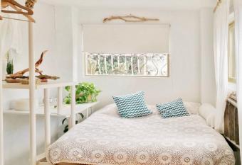 La Casetta Re-Used allows 18 year olds to book a room