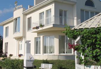 Baltas Namas has Balcony rooms