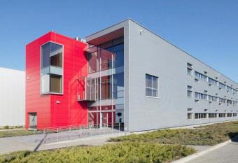 Apartamenty Kajetany 3Rooms allows 18 year olds to book a room