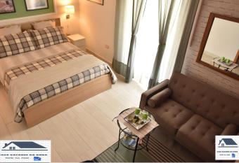 Casa vacanze da Anna allows 18 year olds to book a room