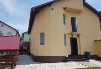 Vila Vlad has Balcony rooms