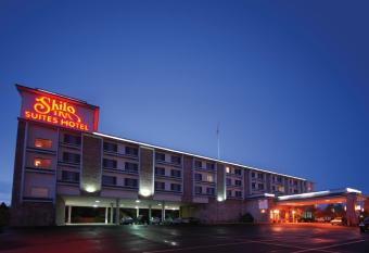 Shilo Inn Suites Salem allows 18 year olds to book a room