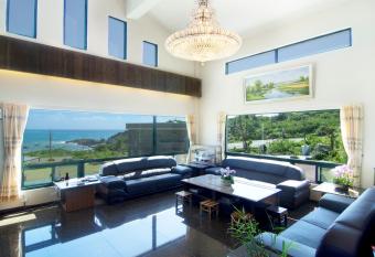 Flrice Villa has Balcony rooms