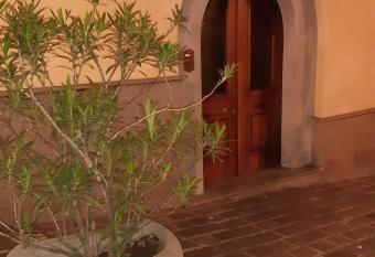 Casa LuL   allows 18 year olds to book a room