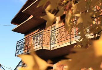 La Finestra sul Parco has Balcony rooms