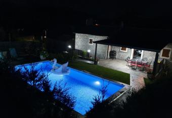 Villa Kos has Balcony rooms