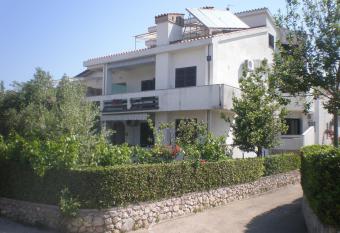 Apartments Lukacic has Balcony rooms