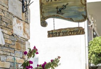 Harmony Seaside Pelion allows 18 year olds to book a room