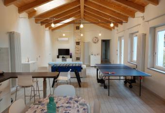 Holydays Home LITTLE FROG has Balcony rooms