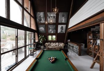 LOGIN OKINAWA -wood- has Balcony rooms