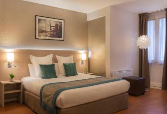 Classics Hotel Bastille allows 18 year olds to book a room