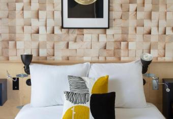 Hotel Bootcamp has Balcony rooms