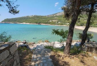 Petra Mare Apartments has Balcony rooms