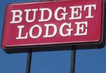 Budget Lodge has Smoking rooms